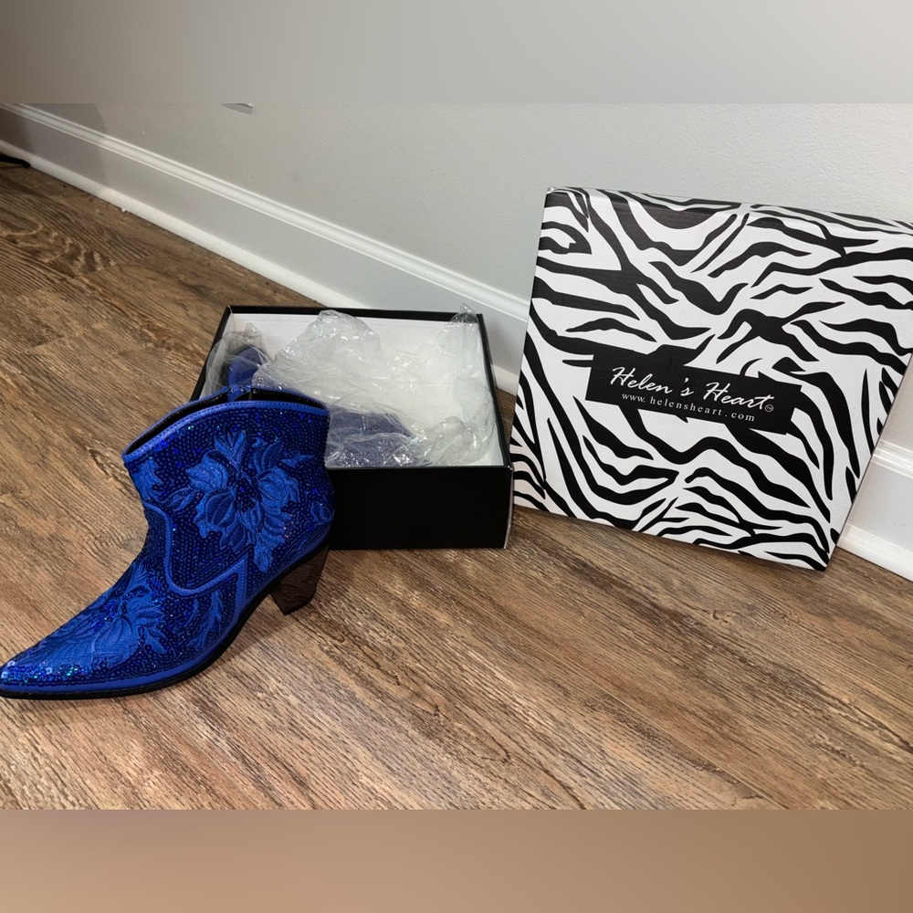 Helen's Heart Blue Sequin Western Bootie🎀
